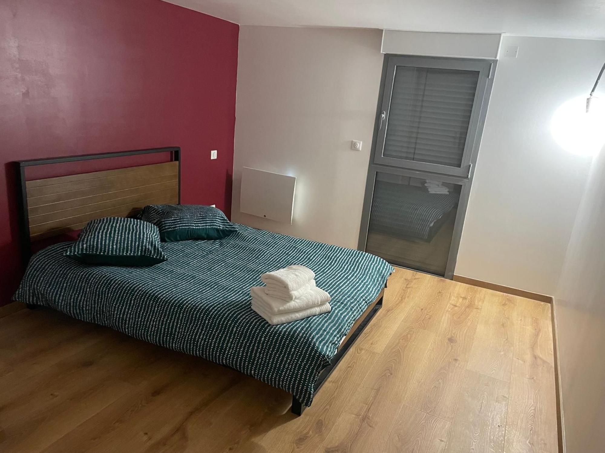 Apparemment Choucas Lägenhet Bagnères-de-Bigorre Exteriör bild
